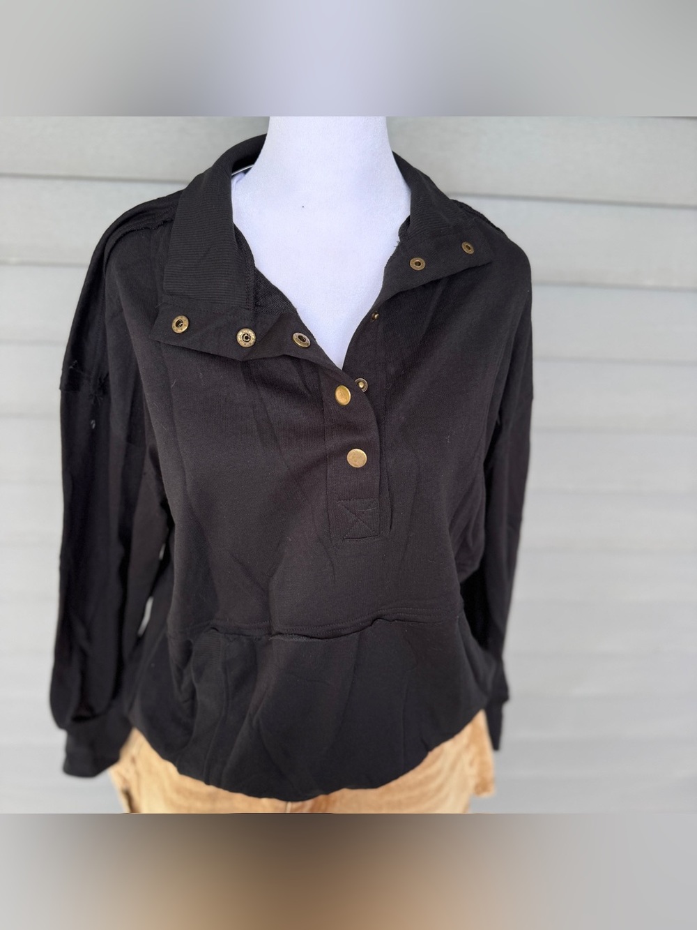 NWT Black Half Button Long Sleeve Sweatshirt Pullover Pockets Size Medium